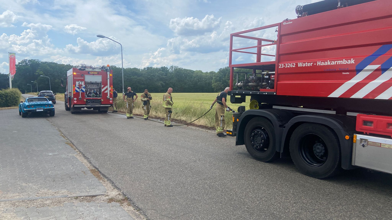 Brandweer Rukt Uit Voor Bermbrand In Venlo - Oozo.nl